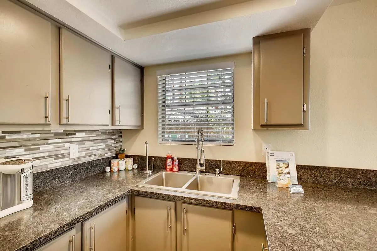 Villa Gordal - Enormous Villa In Las Vegas With 39 Sleeps